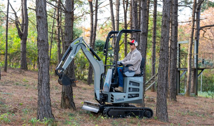 Шенгунданың шағын экскаваторлары және доңғалақты жүк тиегіштері ғаламдық құрылыс индустриясына қалай күш береді?
